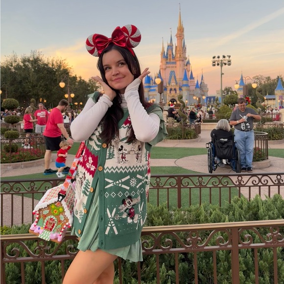 Meet your Posher, Nyahka - Picture 2 of 6